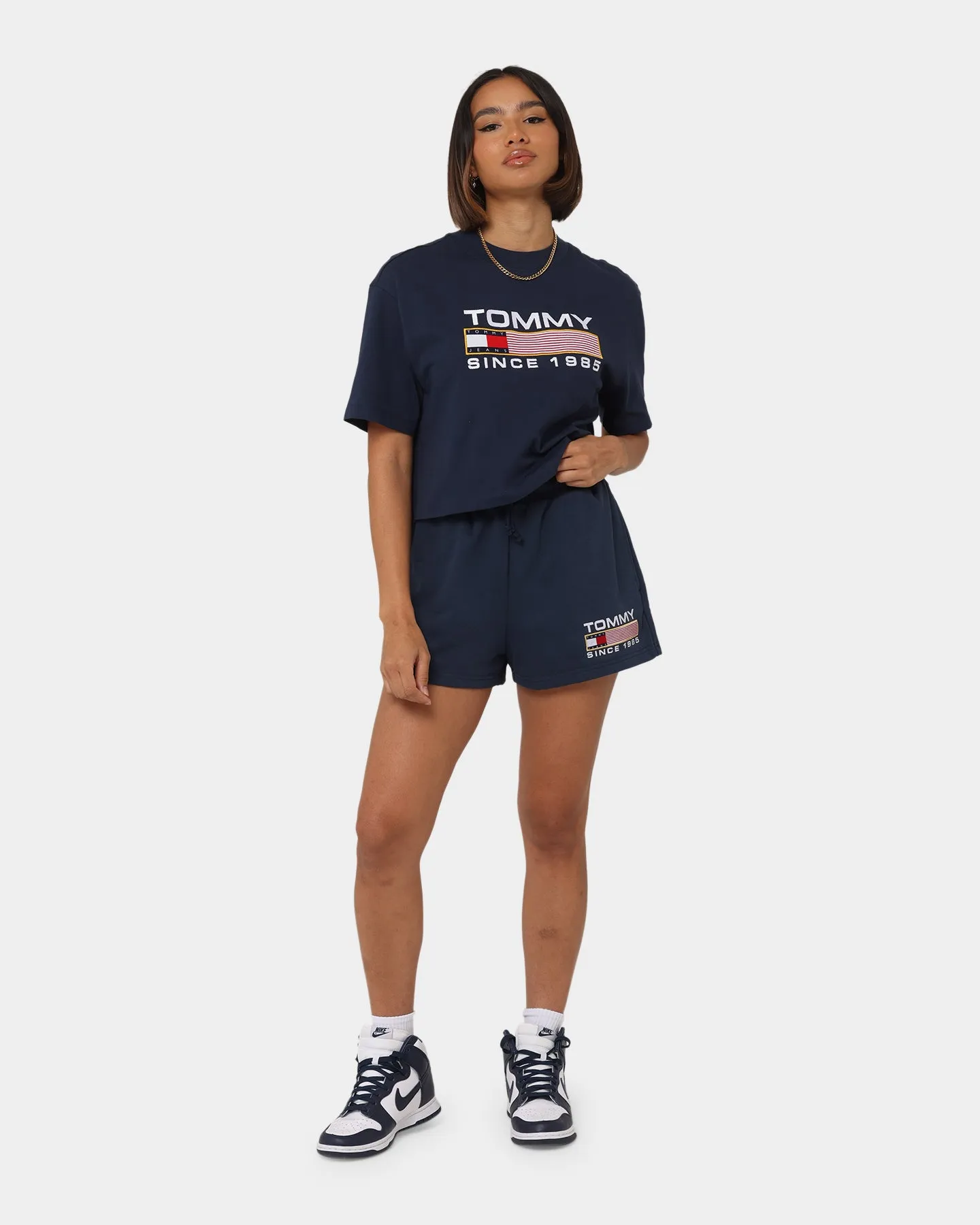 Tommy Jeans Women's TJW Oversized Cropped Modern Athletic T-Shirt Twilight Navy