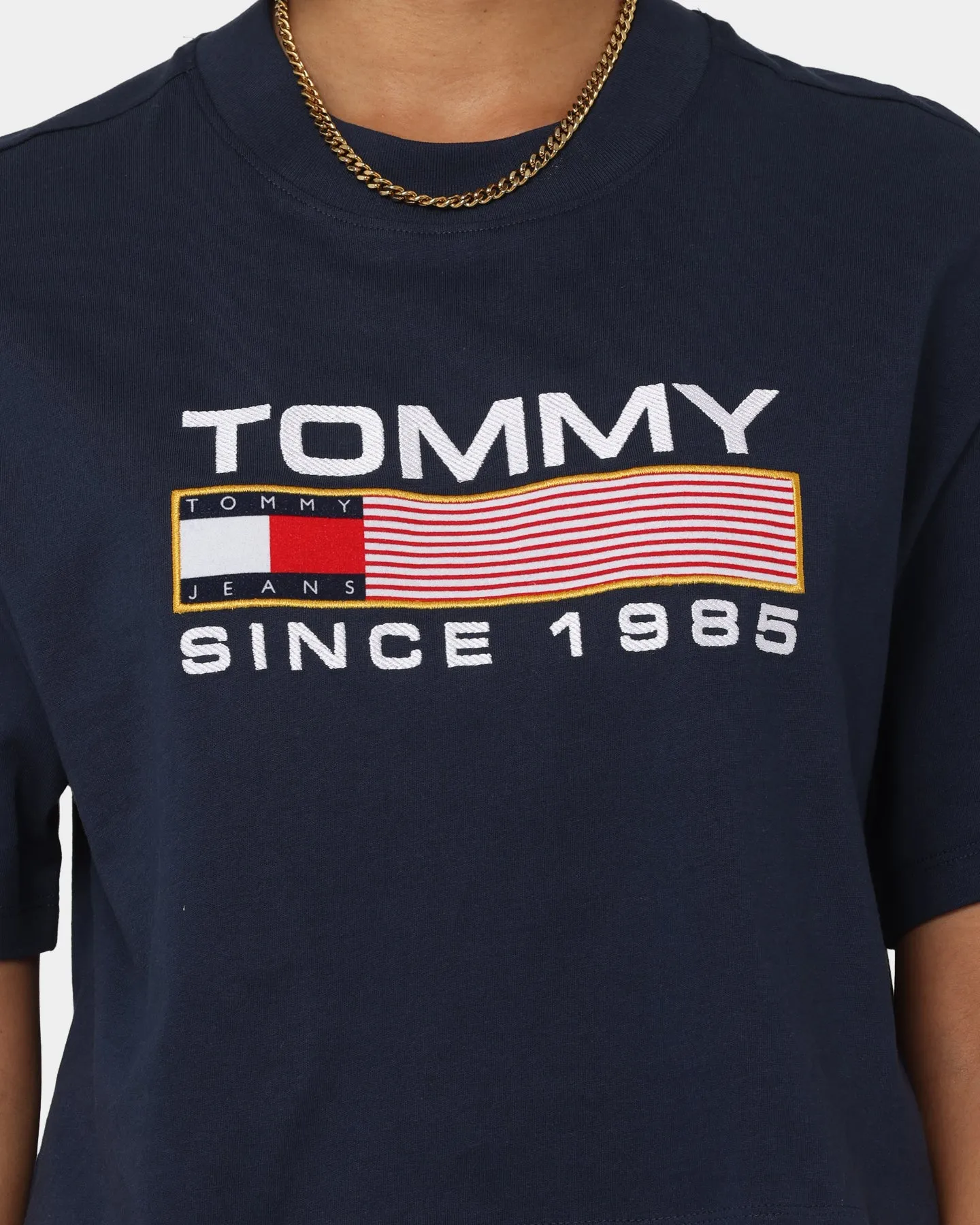 Tommy Jeans Women's TJW Oversized Cropped Modern Athletic T-Shirt Twilight Navy